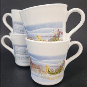 Corelle Corning Vintage Christmas Holiday Sleigh‎ Ride House Mugs 8 oz. Set of 4